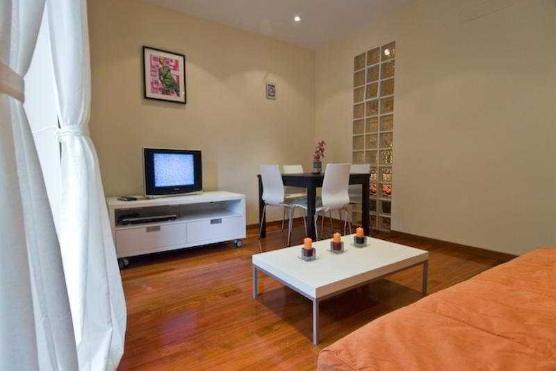 Prado Apartments Madrid Kültér fotó